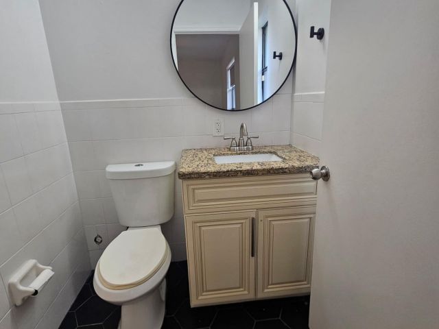 Home for rent at 297 NW 1 Avenue NW - photo 6549269