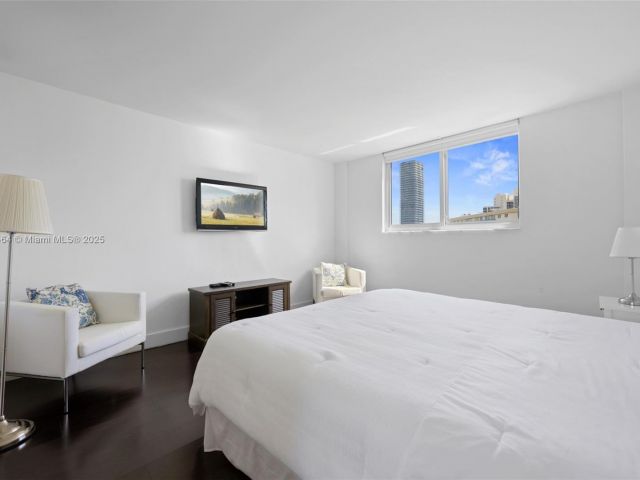 Apartment for sale  Unit #1414 - photo 6501751