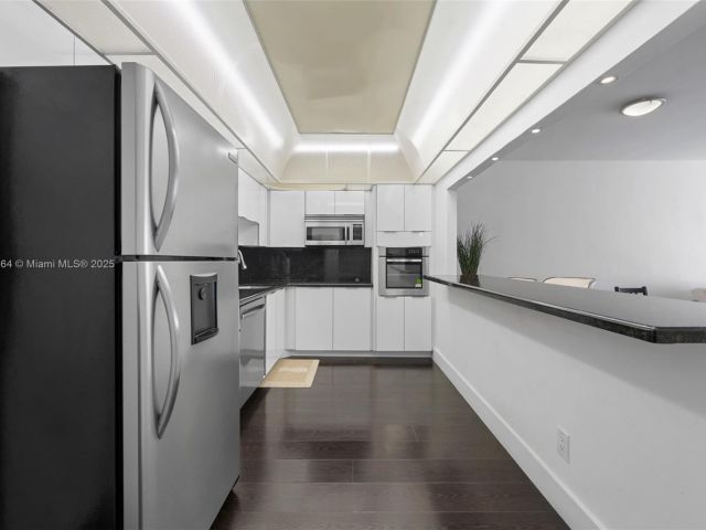 Apartment for sale  Unit #1414 - photo 6501753