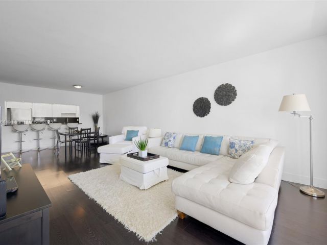 Apartment for sale  Unit #1414 - photo 6501757