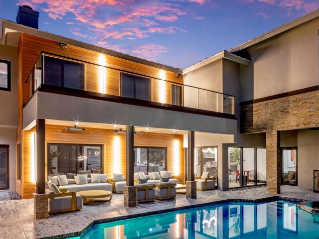 Home for sale at 839 NE Bay Isle Drive - photo 6694870