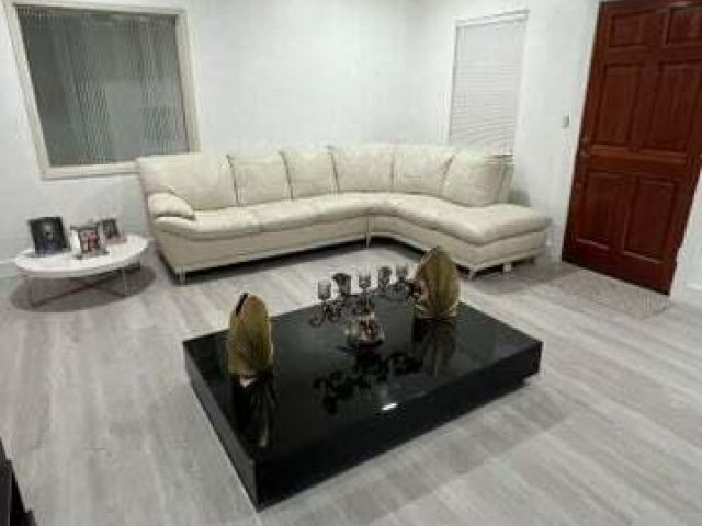 Home for rent at 291 E Boca Raton Road - photo 6503553