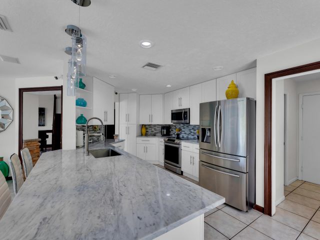 Home for rent at 6362 Brava Way - photo 6514378