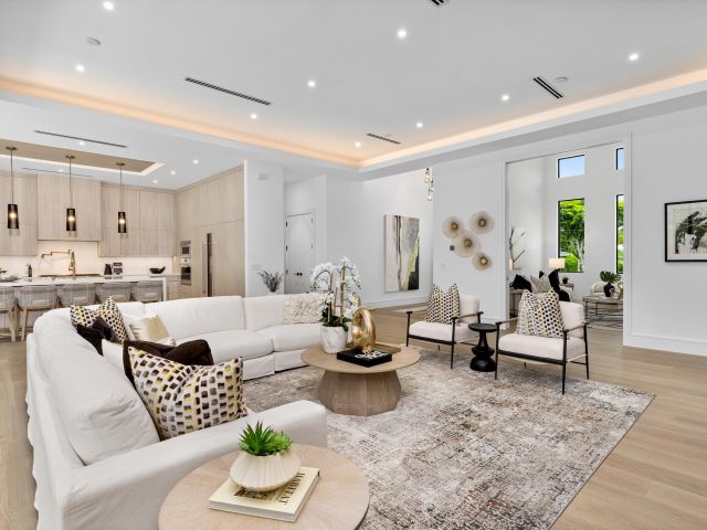 Home for sale at 212 NW 18th Street - photo 6532722