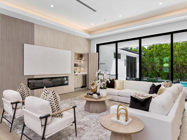 Home for sale at 212 NW 18th Street - photo 6532727