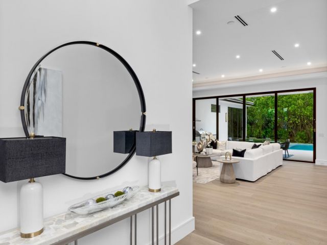 Home for sale at 212 NW 18th Street - photo 6532730