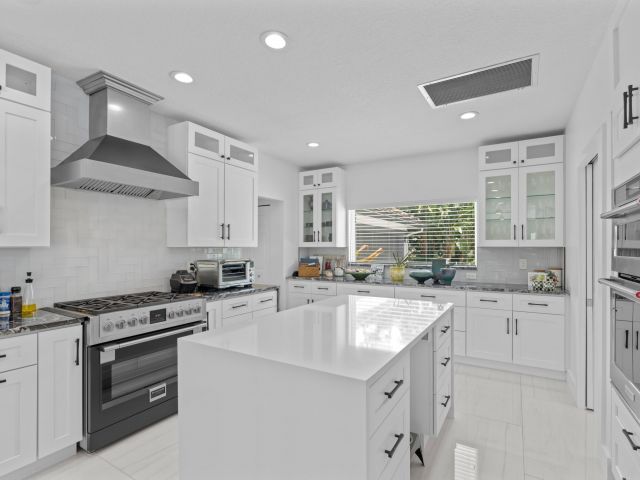 Home for sale at 2701 Tecumseh Drive - photo 6513997