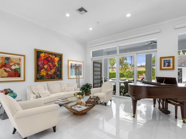 Home for sale at 2701 Tecumseh Drive - photo 6514003