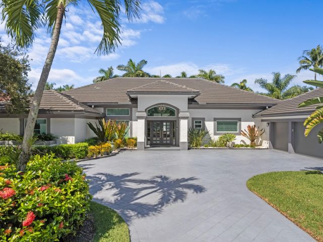 Home for sale at 2701 Tecumseh Drive - photo 6514004