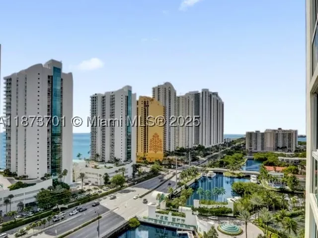 3-bedroom condo for sale in Sunny Isles Beach - 150 Sunny Isles Blvd 1-1606 - MondialRealty