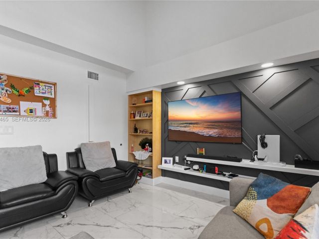 Home for sale at 949 SW 113th Ter - photo 7430354