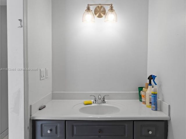 Home for sale at 949 SW 113th Ter - photo 7430371