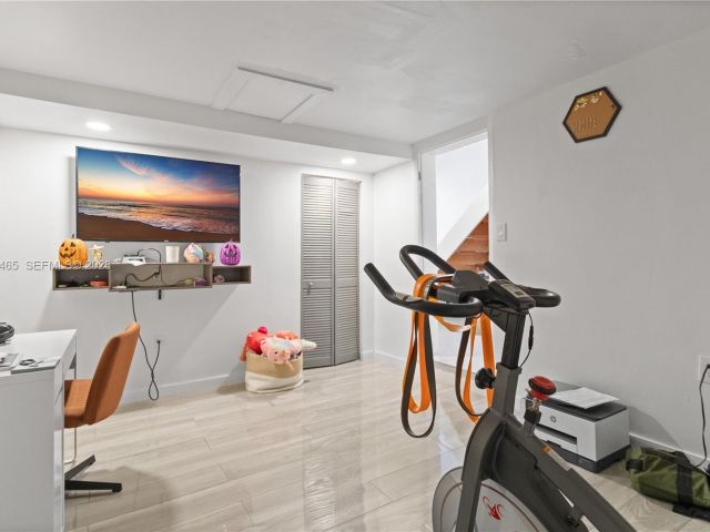 Home for sale at 949 SW 113th Ter - photo 7430374