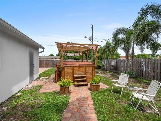 Home for rent at 727 Bunker Road - photo 6513902