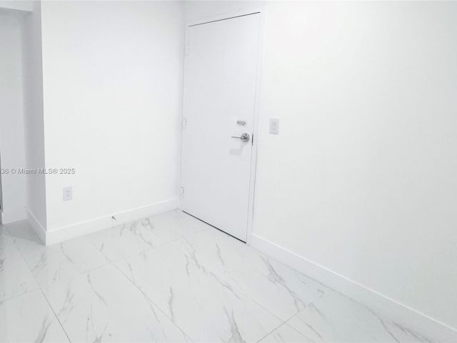 Apartment for sale  Unit #5507 - photo 6552416