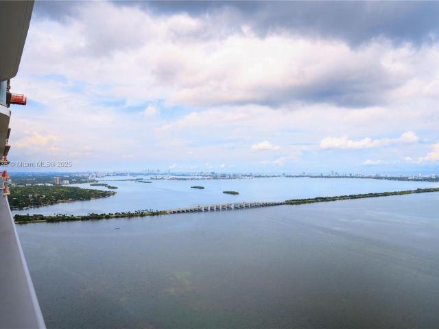 Apartment for sale  Unit #5507 - photo 6552430