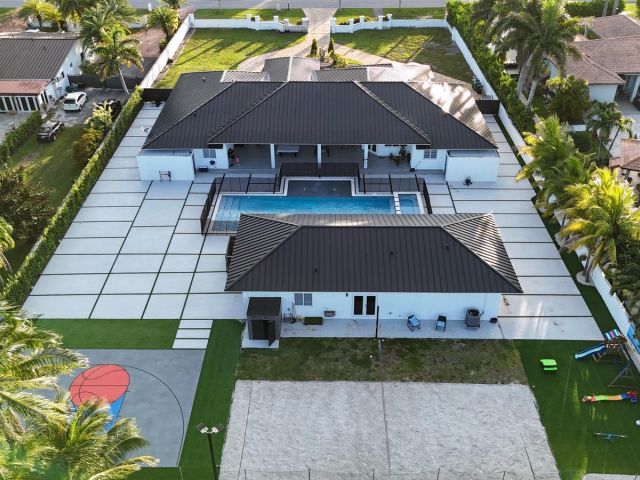 Home for sale at 365 NW 132nd Ave - photo 6533433