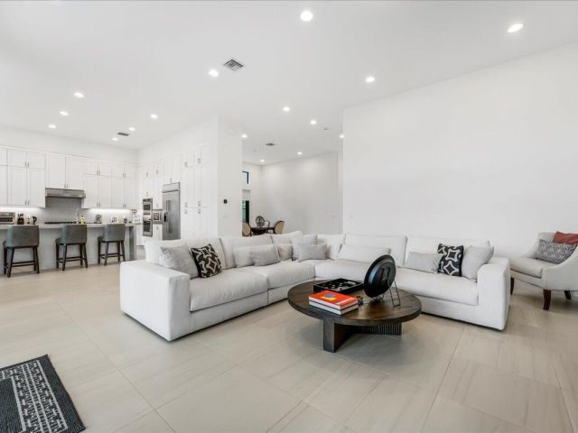 Home for rent at 9093 Chauvet Way - photo 6514226