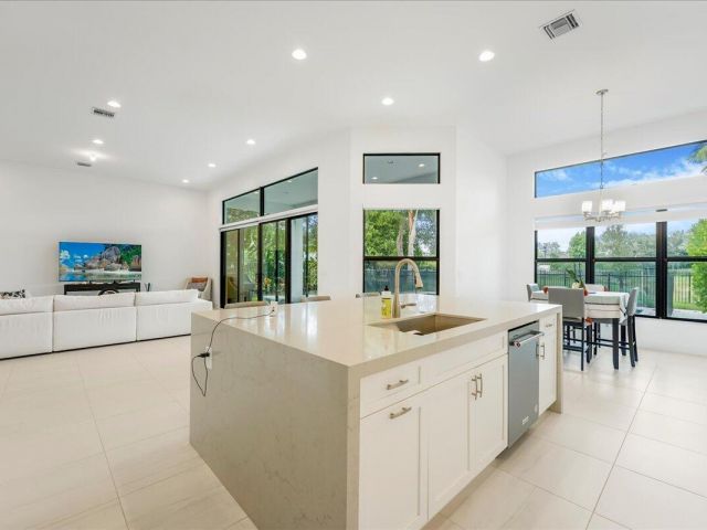 Home for rent at 9093 Chauvet Way - photo 6514228