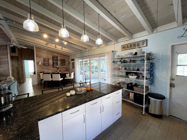 Home for rent at 1712 SW 5th Street - photo 6510195