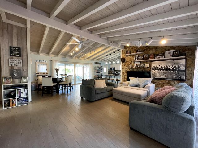 Home for rent at 1712 SW 5th Street - photo 6642477