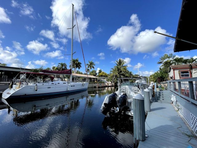 Home for rent at 1712 SW 5th Street - photo 6642480