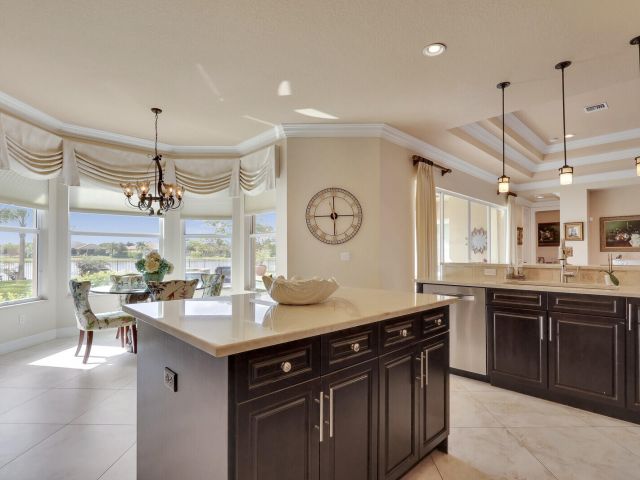 Home for sale at 11098 Lynwood Palm Way - photo 6514033