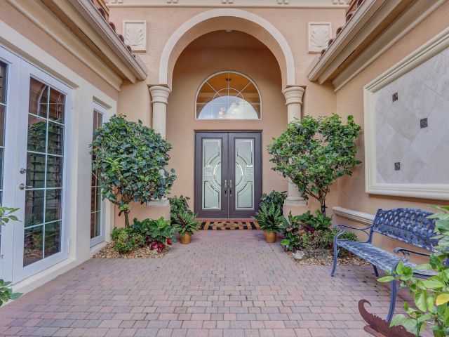 Home for sale at 11098 Lynwood Palm Way - photo 6514044