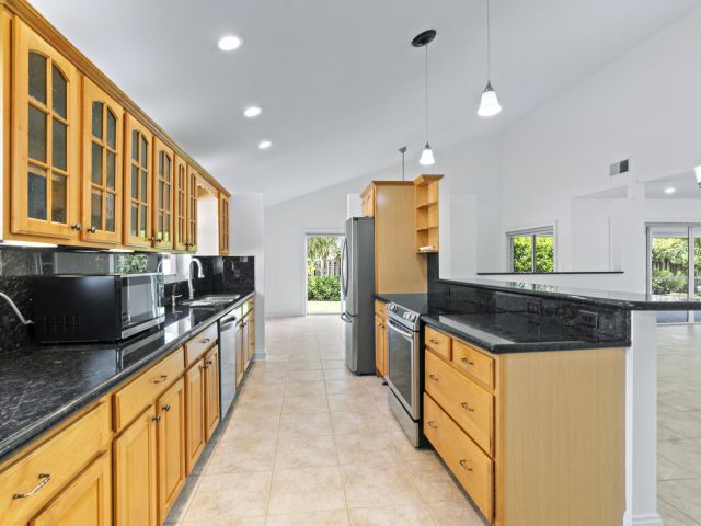 Home for rent at 4545 Brandywine Drive - photo 6514126