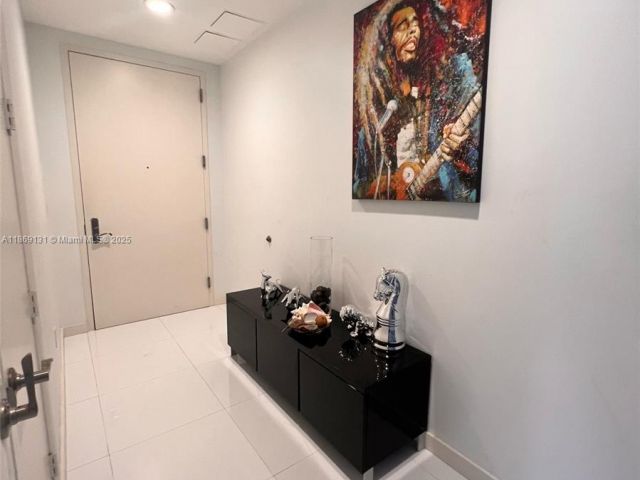 Apartment for rent  Unit #605 - photo 7405433