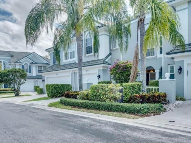 Home for rent at 21542 St Andrews Grand Circle 30 - photo 6514171