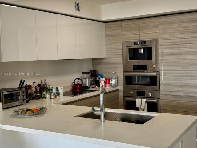 Apartment for sale  Unit #4-803 - photo 6516306