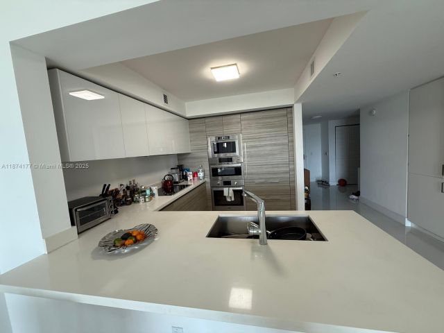 Apartment for sale  Unit #4-803 - photo 6516307