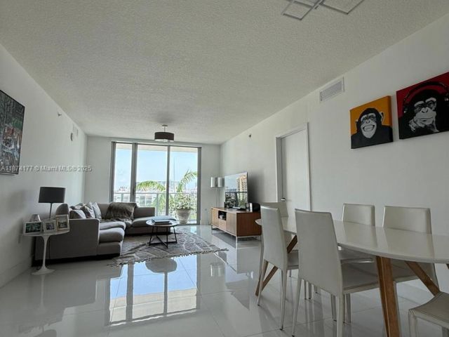 Apartment for sale  Unit #4-803 - photo 6516308