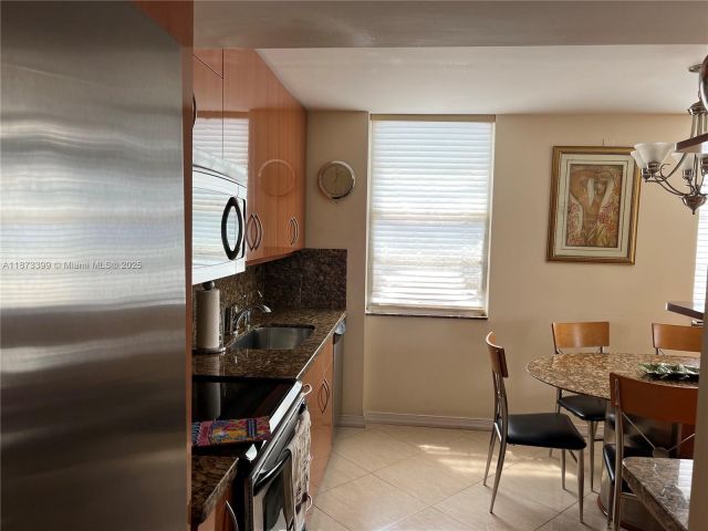 Apartment for sale  Unit #1905 - photo 6516736