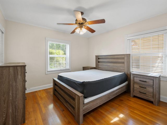 Home for sale at 712 SE 11th Court - photo 6514847