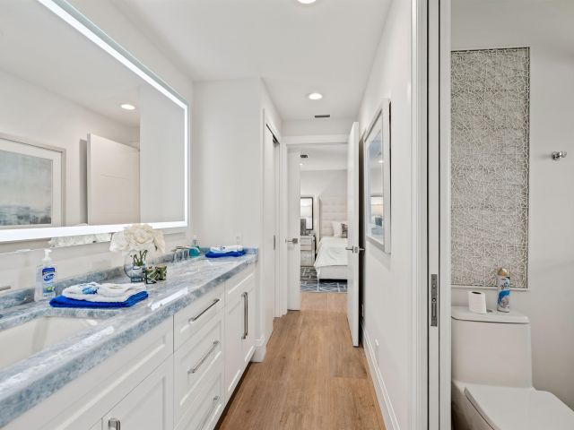 Home for sale at 910 Greensward Lane - photo 6537979