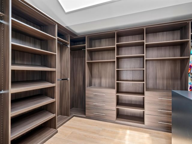 Home for sale at 910 Greensward Lane - photo 6537981