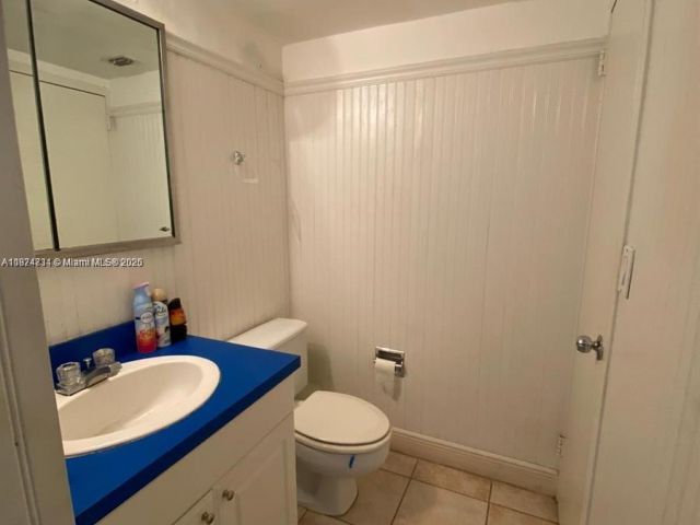 1-bedroom condo for rent in Hallandale Beach - 2030 S Ocean Dr 617 - MondialRealty