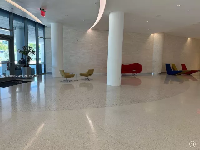 2-bedroom condo for sale in Miami - 601 NE 36th St 806 - MondialRealty