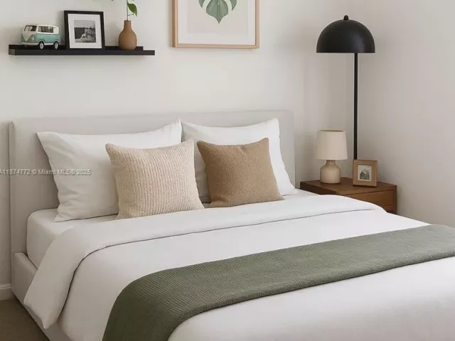 2-bedroom condo for sale in Miami - 601 NE 36th St 806 - MondialRealty