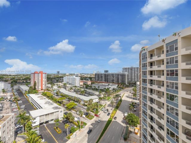 Apartment for sale  Unit #1517 - photo 7443311