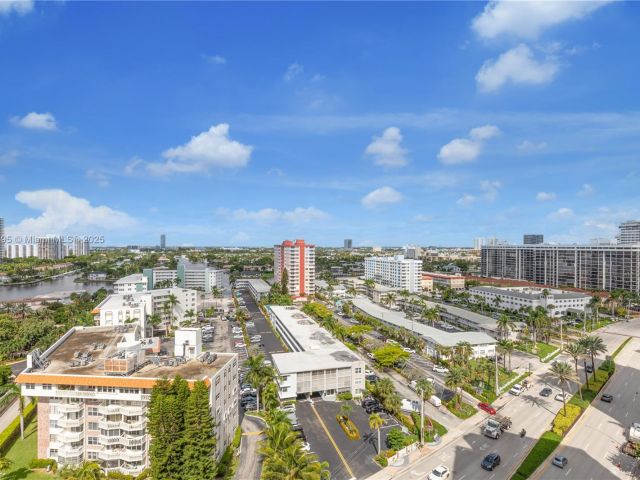 Apartment for sale  Unit #1517 - photo 7443312