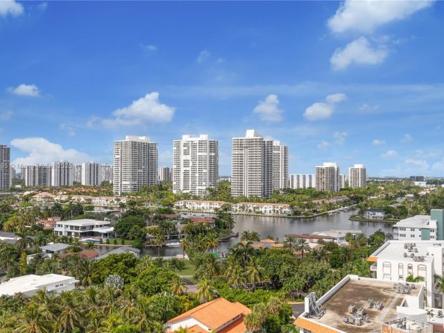 Apartment for sale  Unit #1517 - photo 7443314