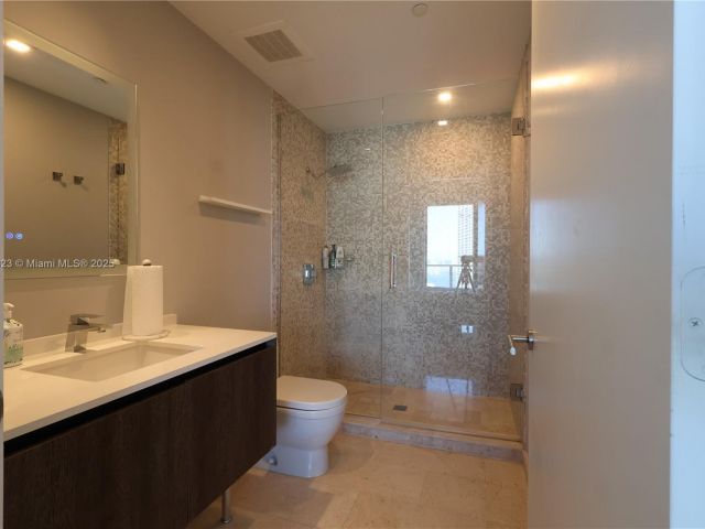 Apartment for sale  Unit #3607 - photo 6515529