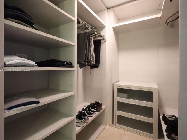 Apartment for sale  Unit #3607 - photo 6515537