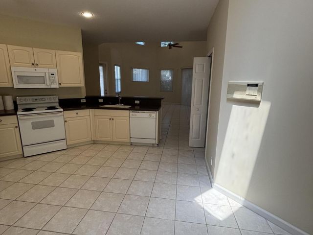 Home for rent at 10100 Larkspur Lane - photo 6534276