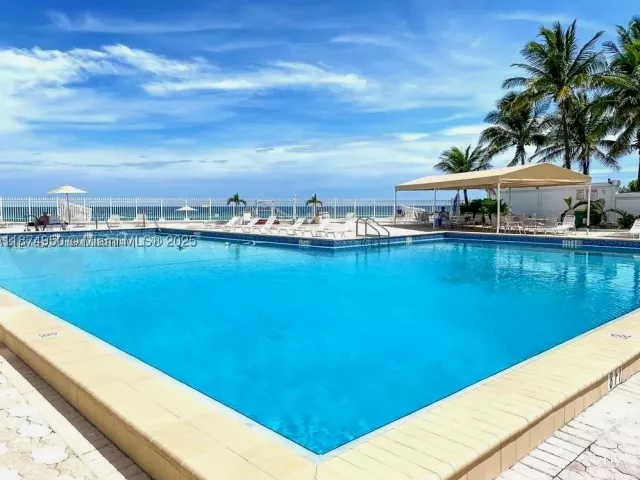 2-bedroom condo for rent in Hollywood - 3505 S Ocean Dr 312 - MondialRealty