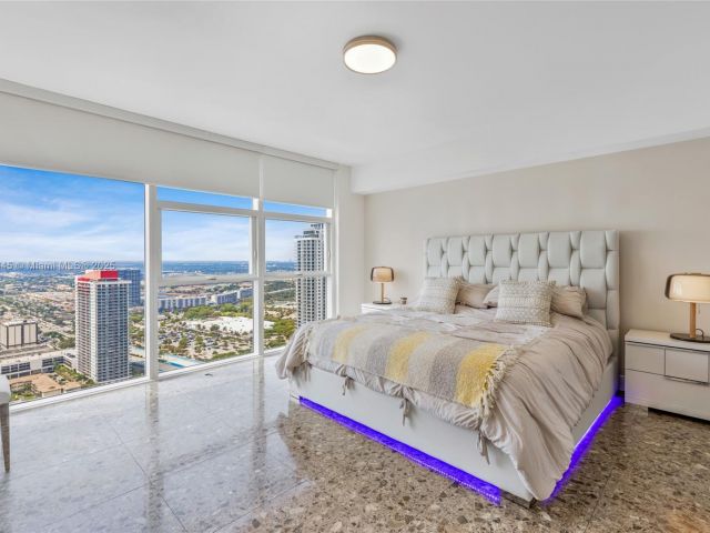 Apartment for rent  Unit #4107 - photo 6520058