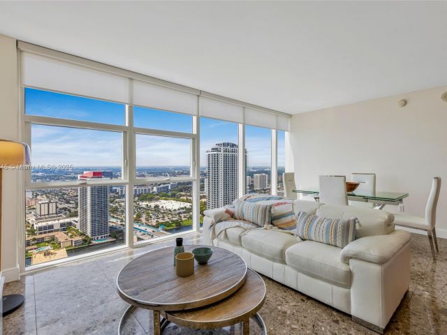 Apartment for rent  Unit #4107 - photo 6520059